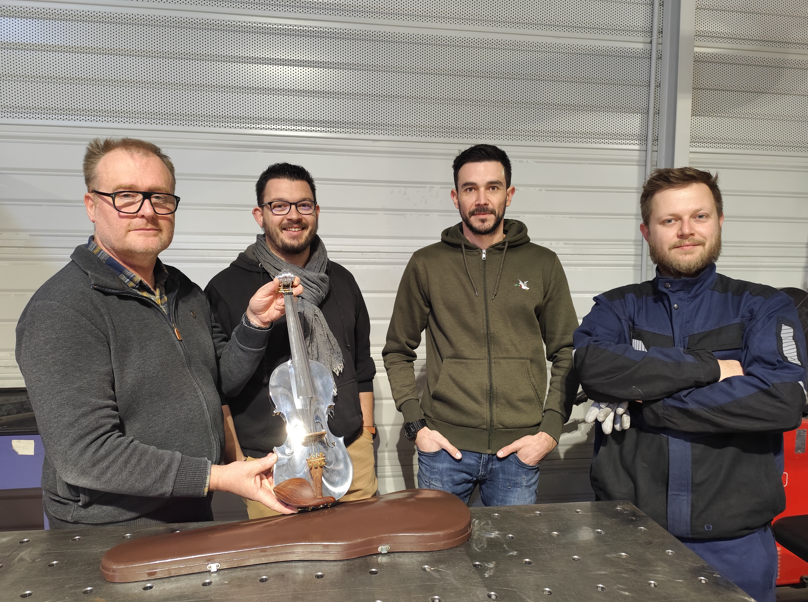 Violon usiné - photo groupe formateurs